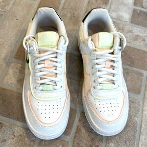 Nike Air Force 1 platform court sneakers